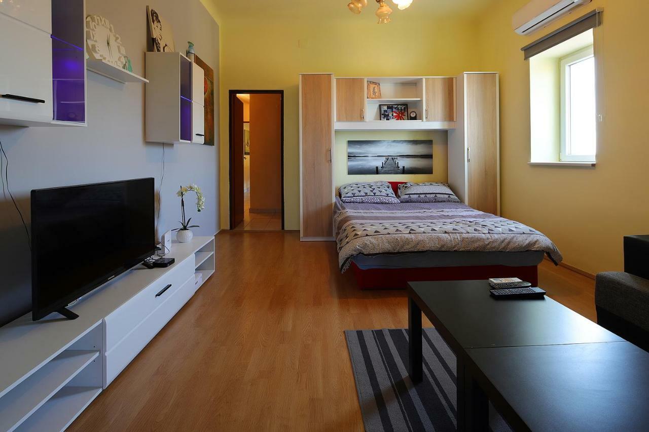Apartman Vito Apartment Rijeka Luaran gambar