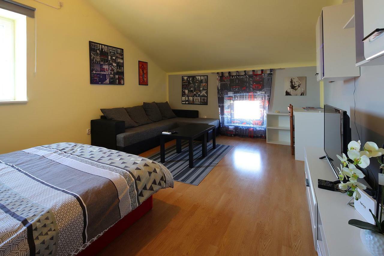Apartman Vito Apartment Rijeka Luaran gambar