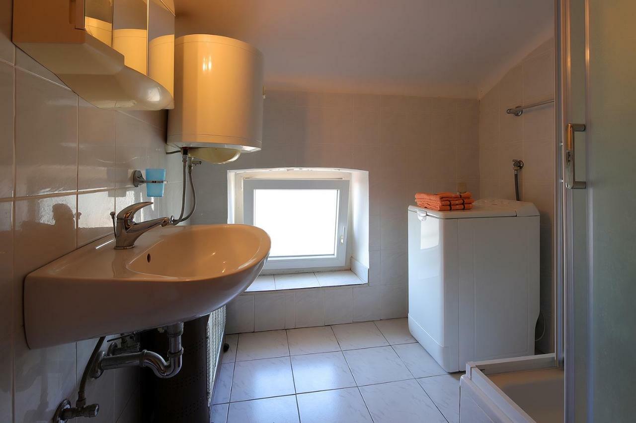 Apartman Vito Apartment Rijeka Luaran gambar